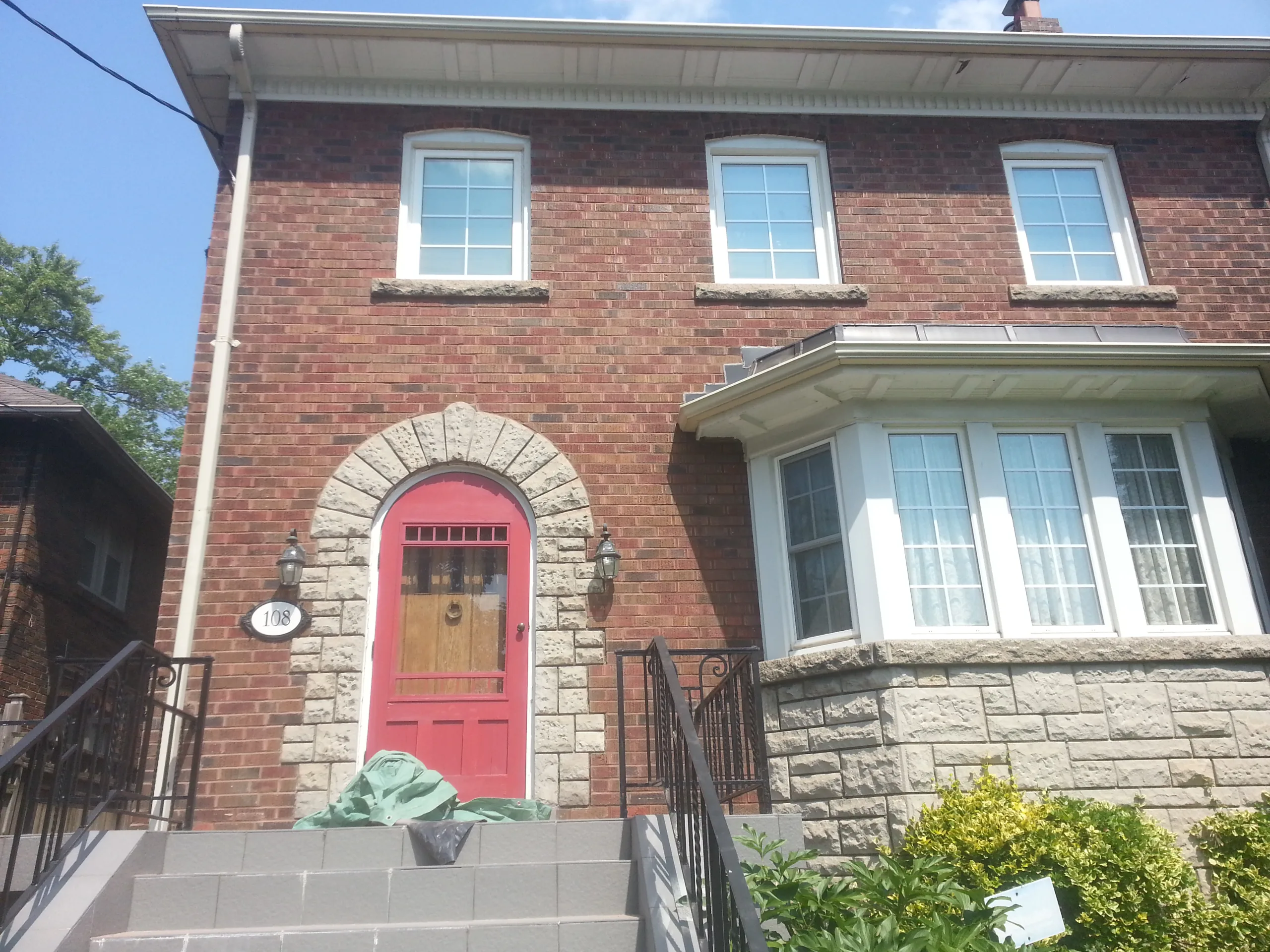 After: Full repointing of a brick home (Tuckpointing)